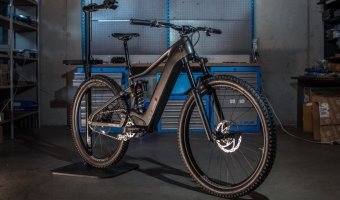 An electric MTB with a 100% automatic transmission